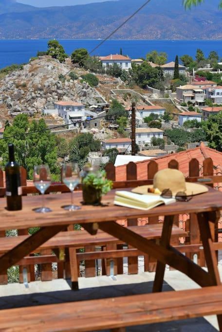 Appartement Haven à Hydra  Extérieur photo